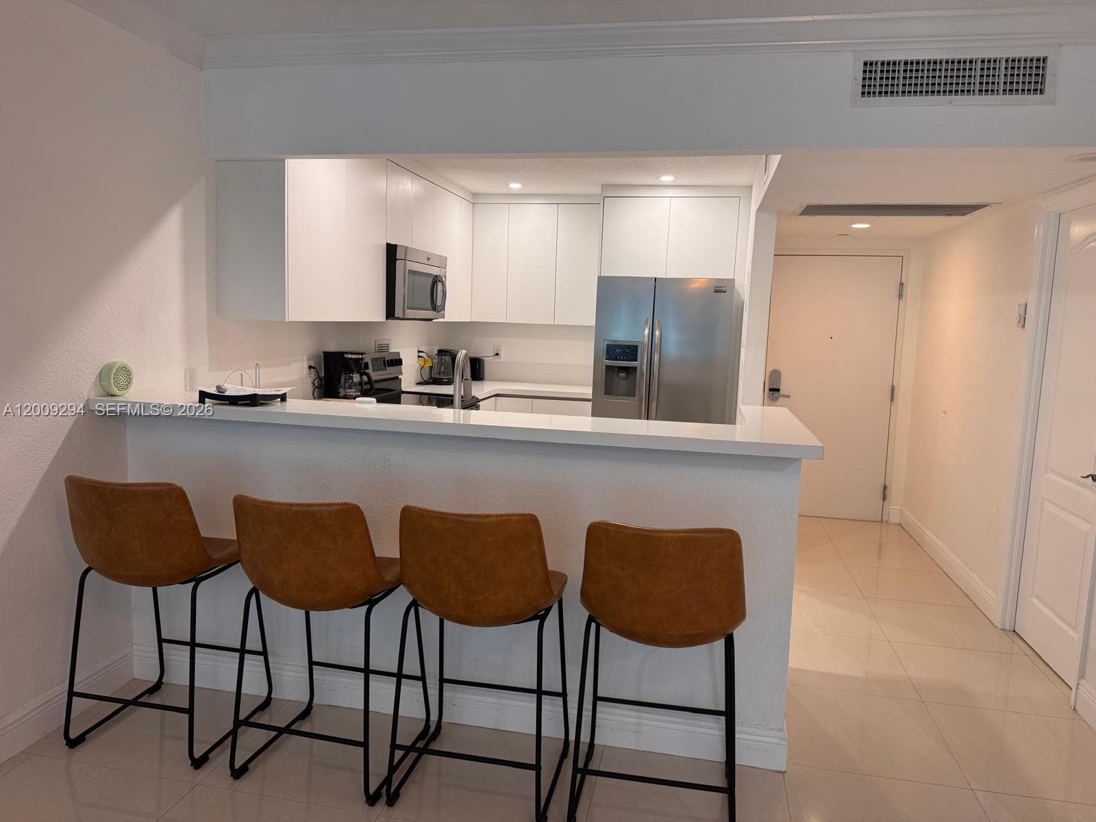 2301 Collins Ave # 427, Miami Beach FL 33139