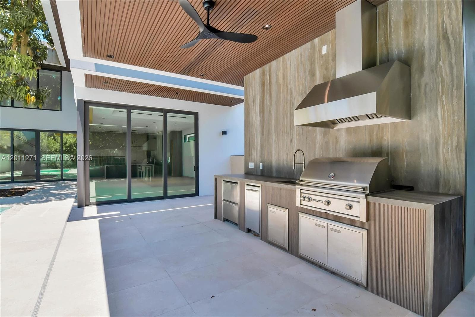 125 SW 29th Rd, Miami FL 33129