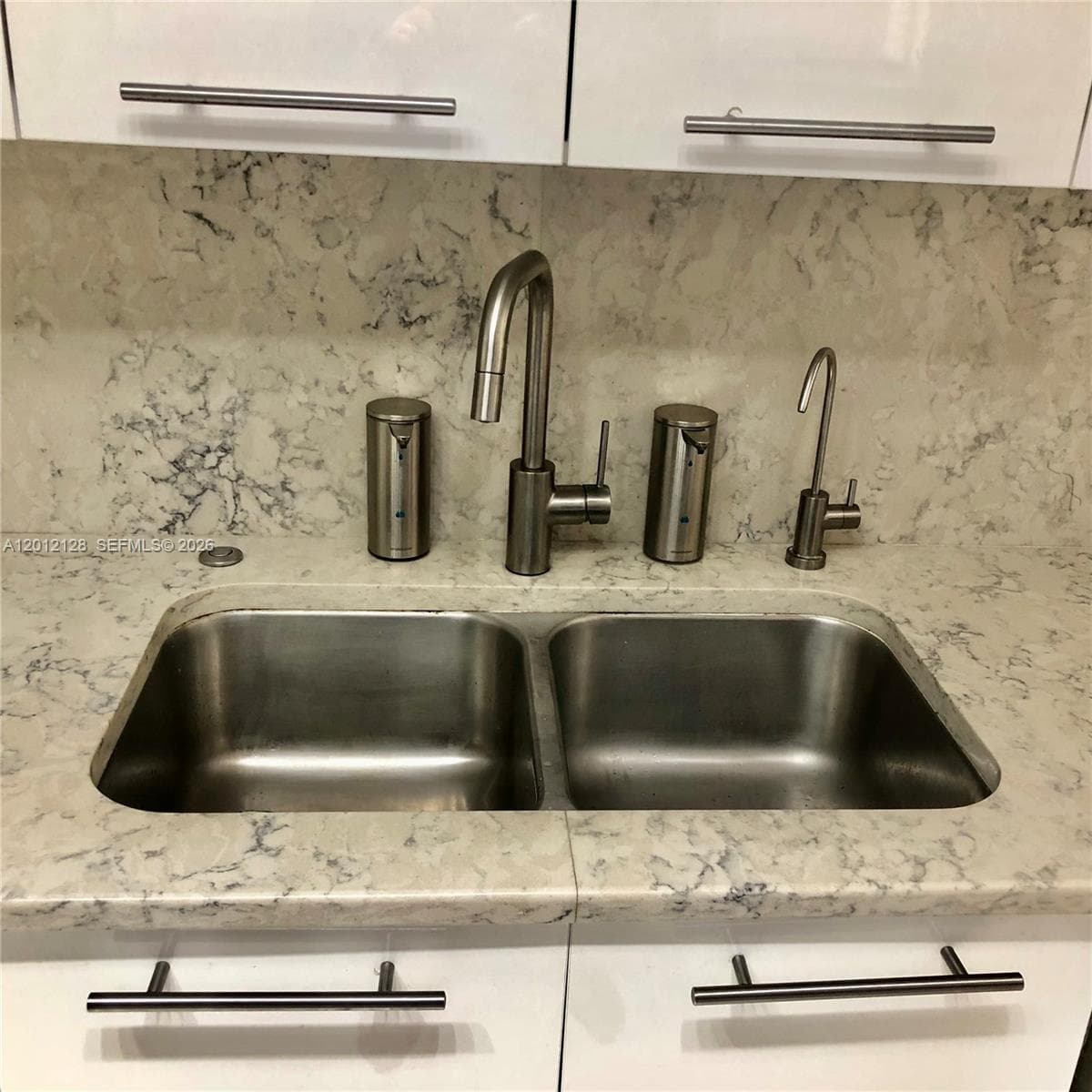 90 Alton Rd # 307, Miami Beach FL 33139