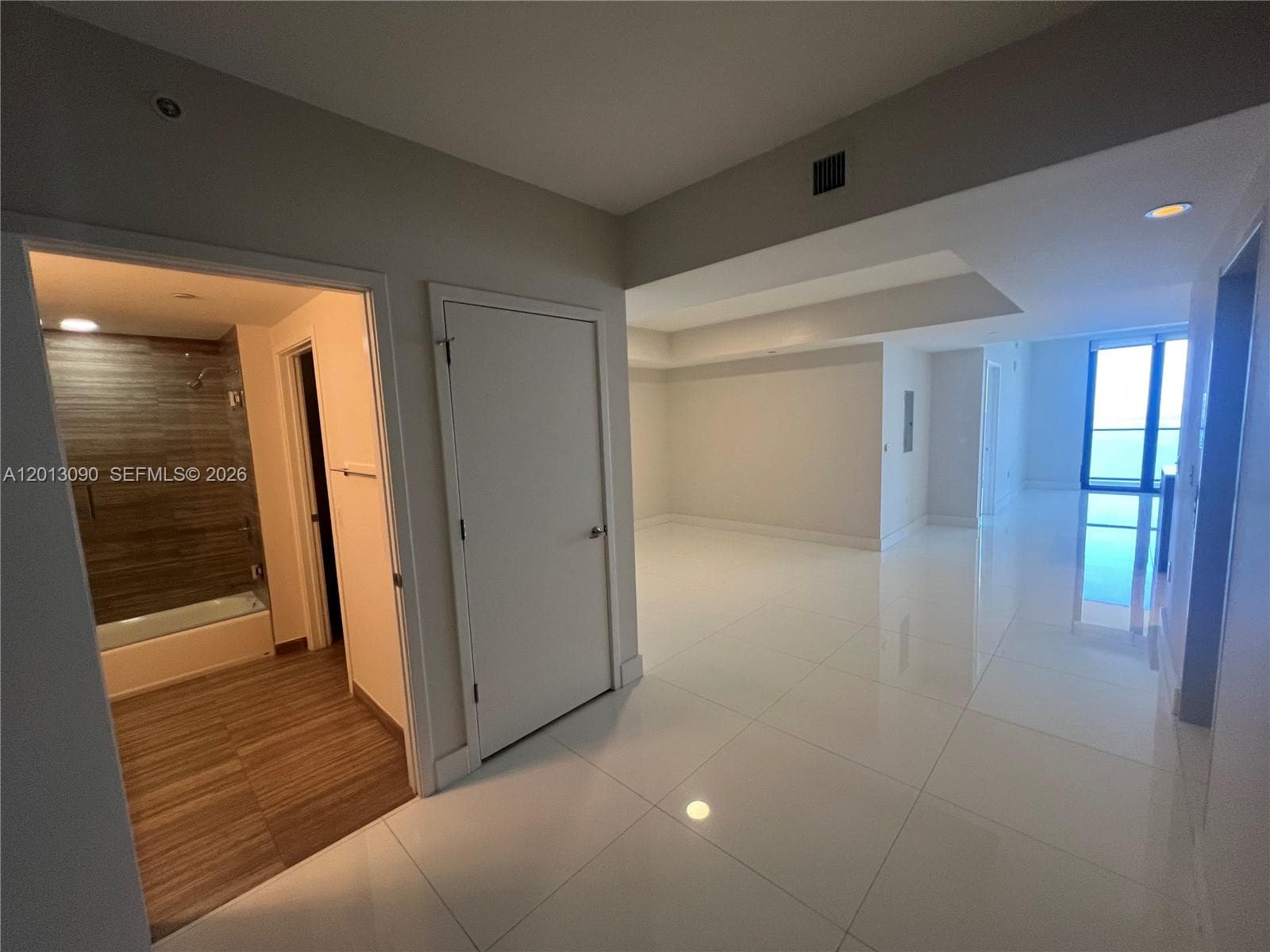 1010 Brickell Ave # 3704, Miami FL 33131