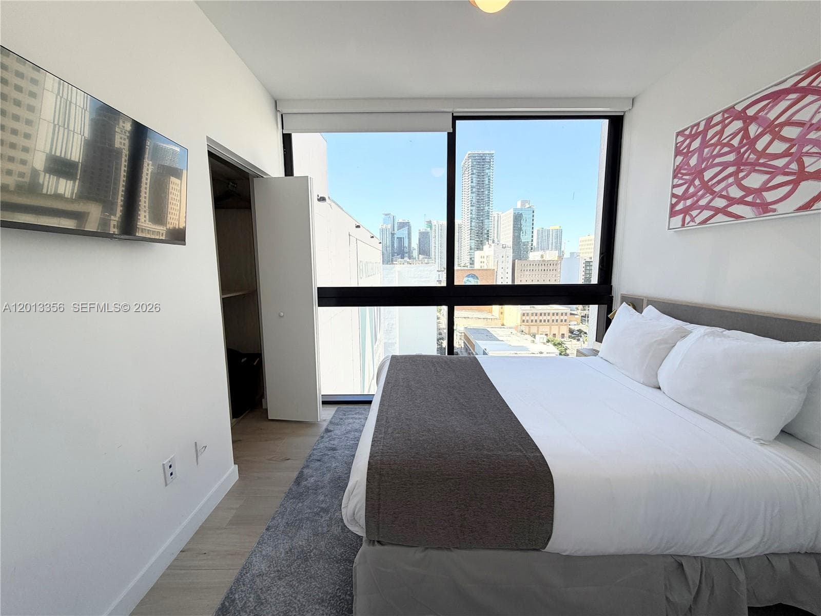 225 N Miami Ave # 1412, Miami FL 33128