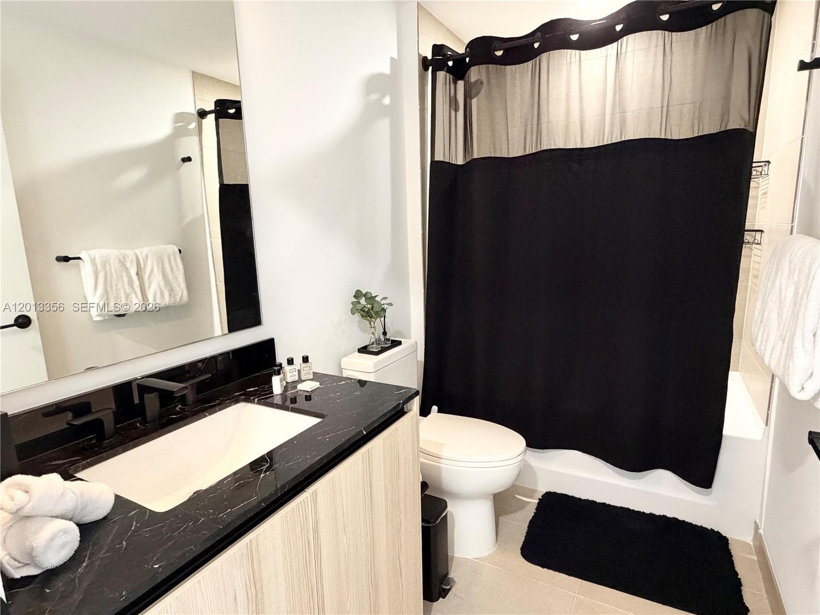 225 N Miami Ave # 1412, Miami FL 33128