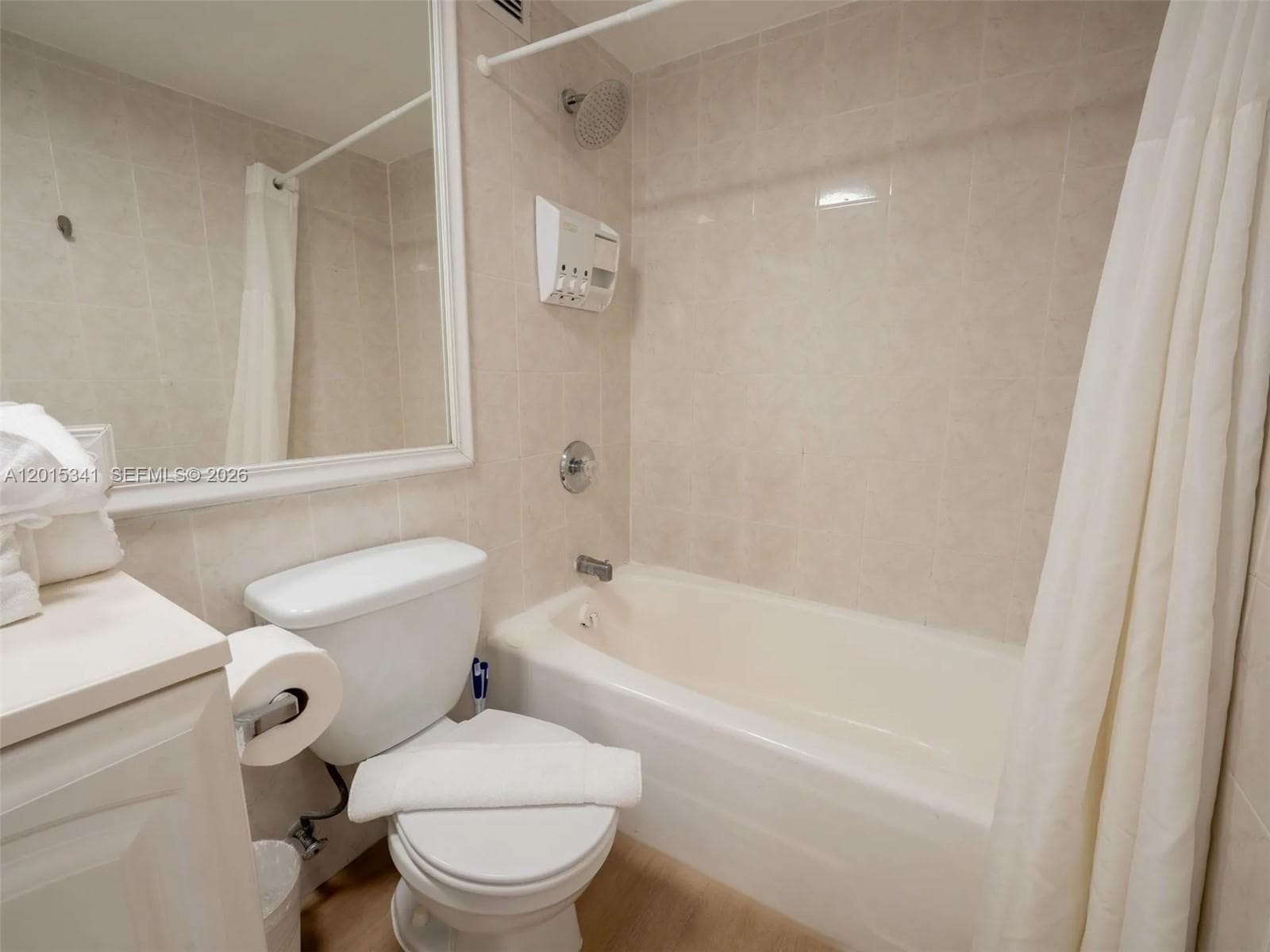 5445 Collins Ave # 1718, Miami Beach FL 33140