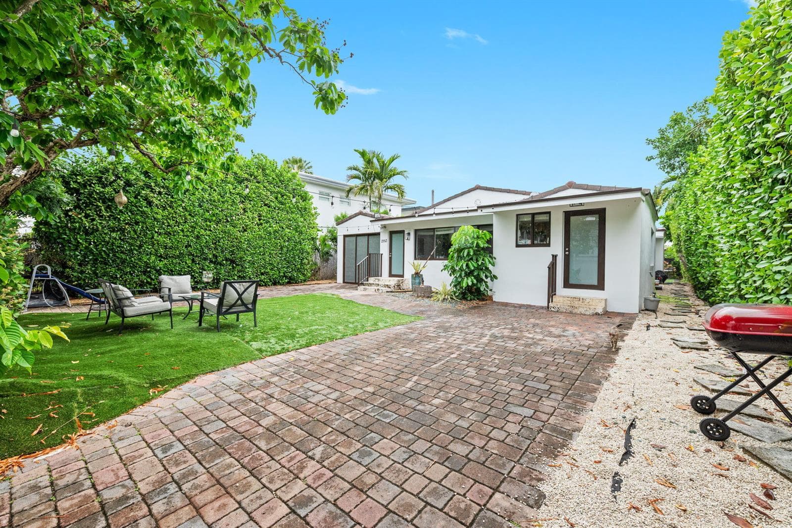 2183 Bay Drive, Miami Beach FL 33141