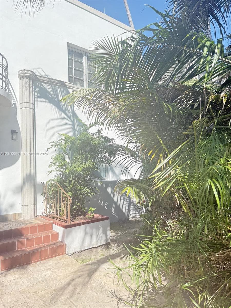 920 Euclid Ave # 3, Miami Beach FL 33139
