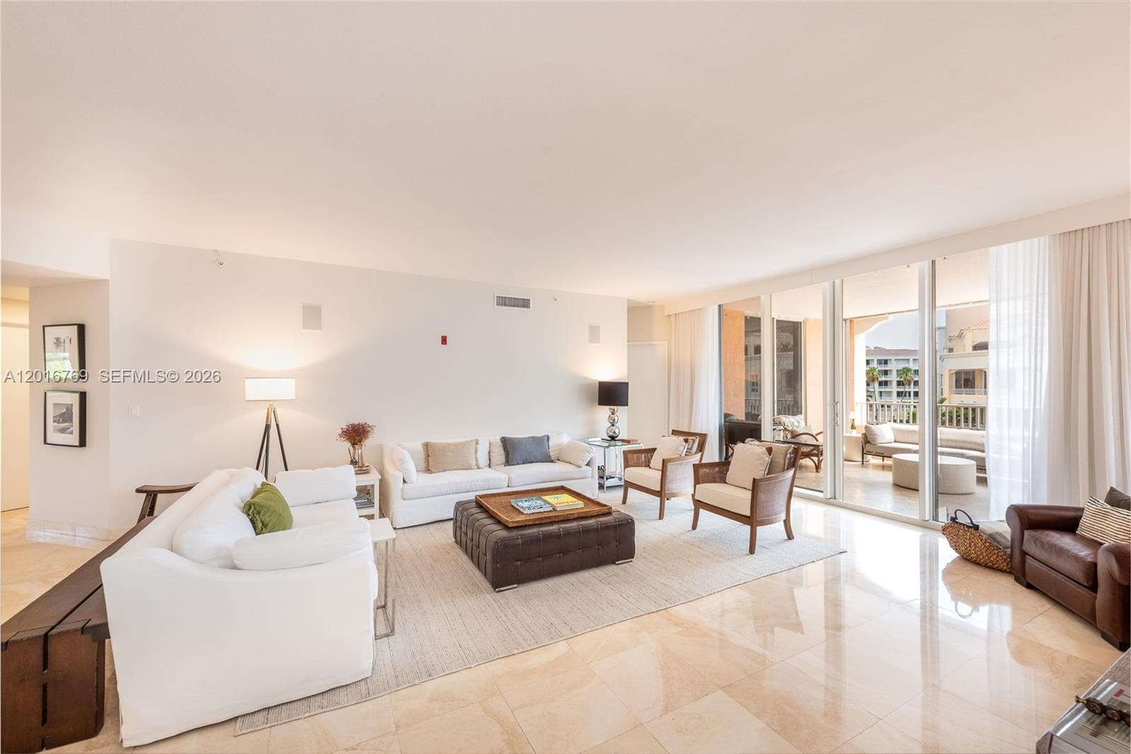 737 Crandon Blvd # 402, Key Biscayne FL 33149