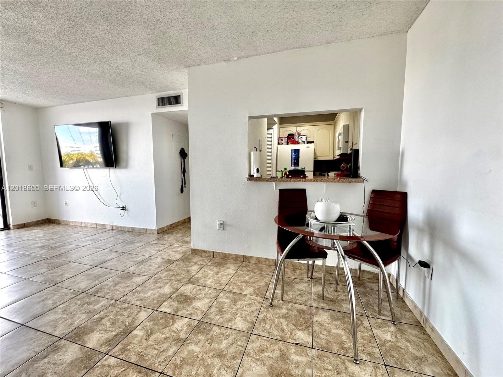 8145 NW 7th St # 404, Miami FL 33126