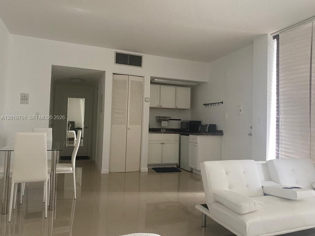 770 NE 69th St # 1E, Miami FL 33138
