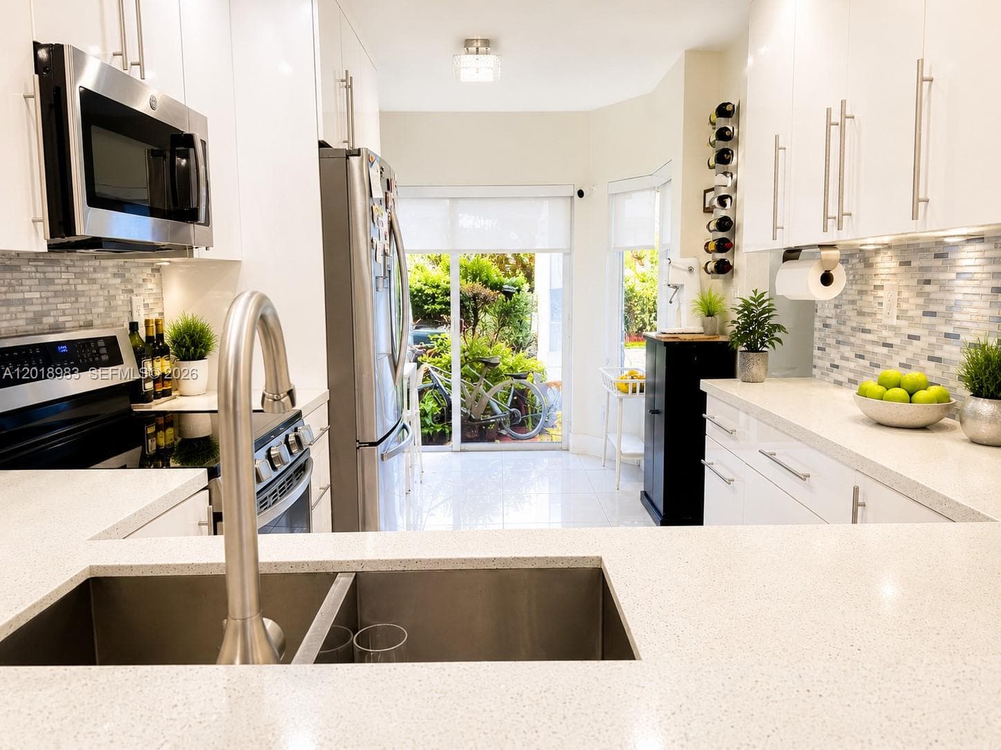 10973 NW 62nd Ter, Doral FL 33178