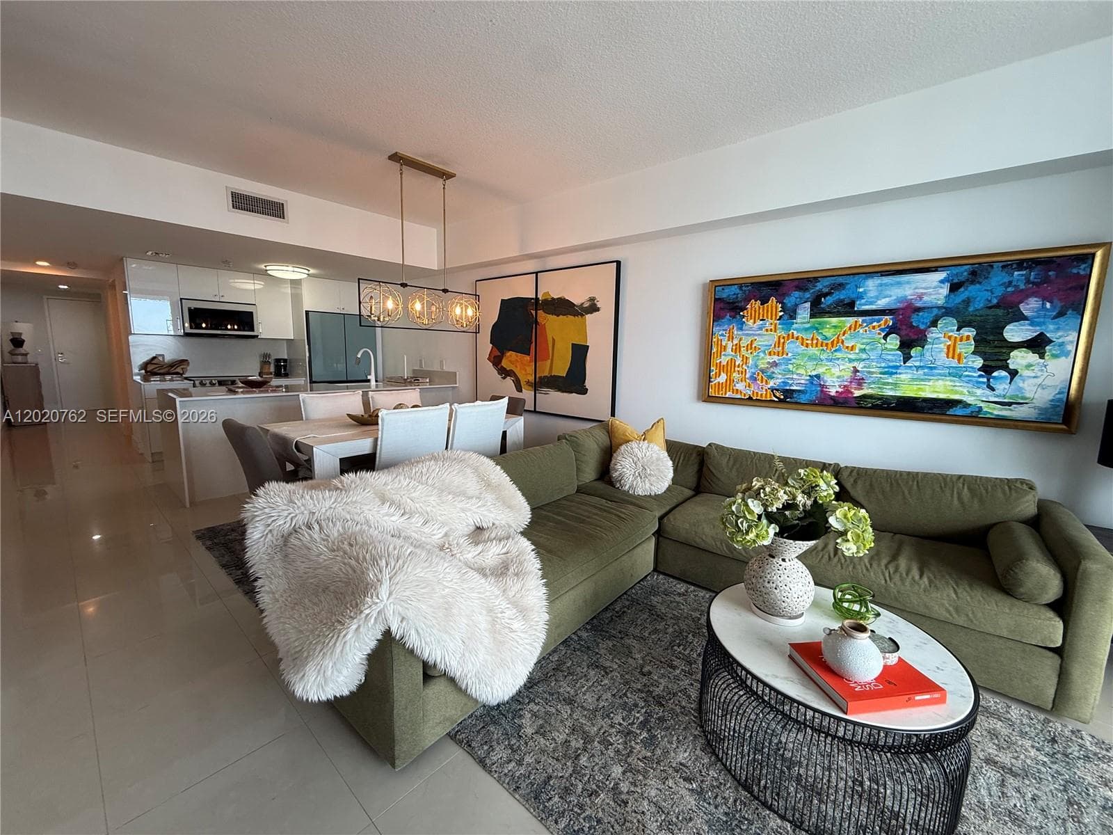 185 SW 7th St # 3803, Miami FL 33130