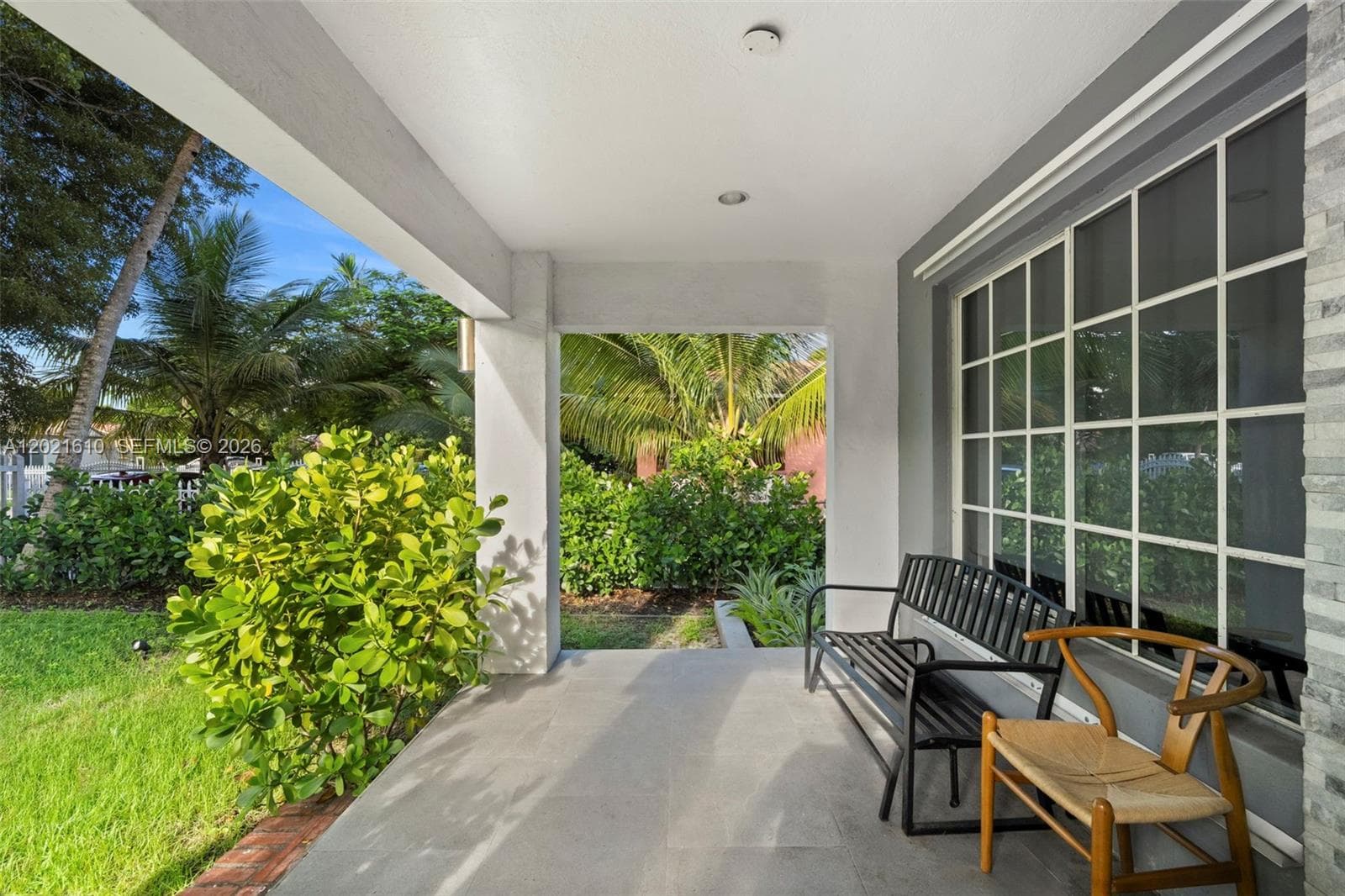 555 NE 73rd St, Miami FL 33138