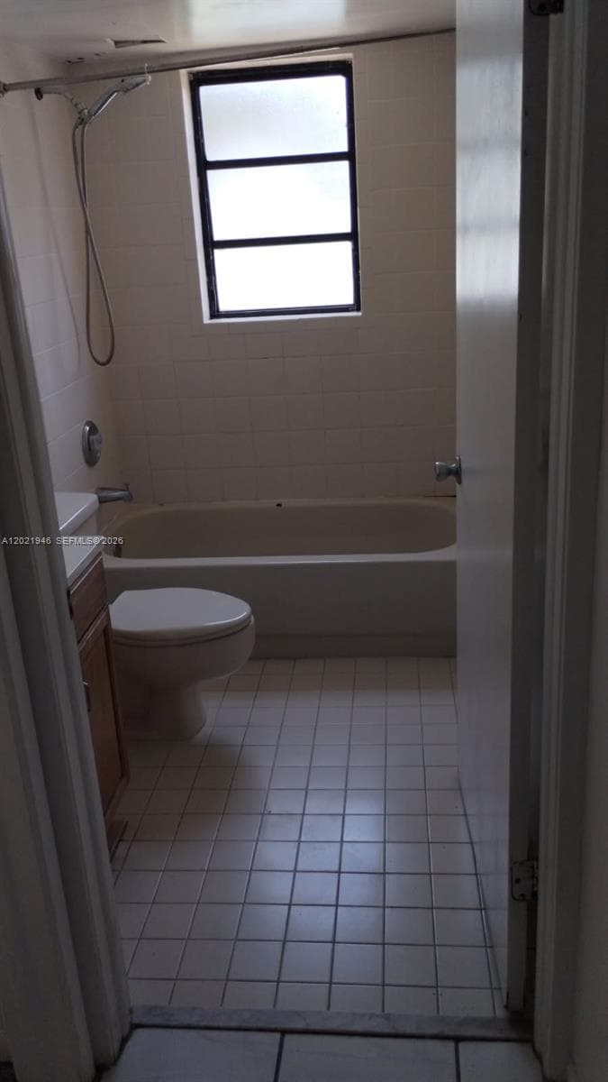 12455 SW 93rd Ter # 208T, Miami FL 33186