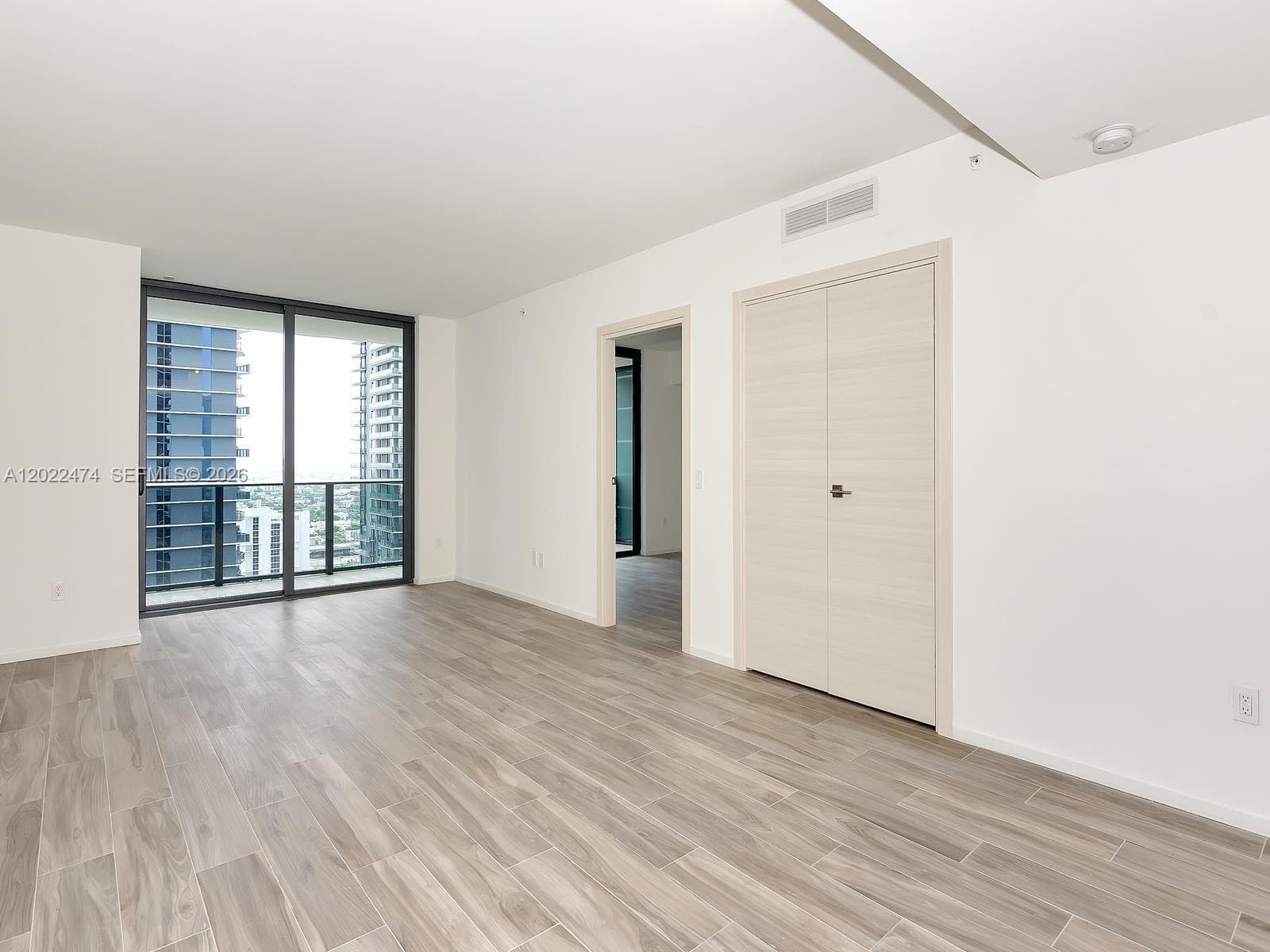 801 S Miami Ave # 2310, Miami FL 33131