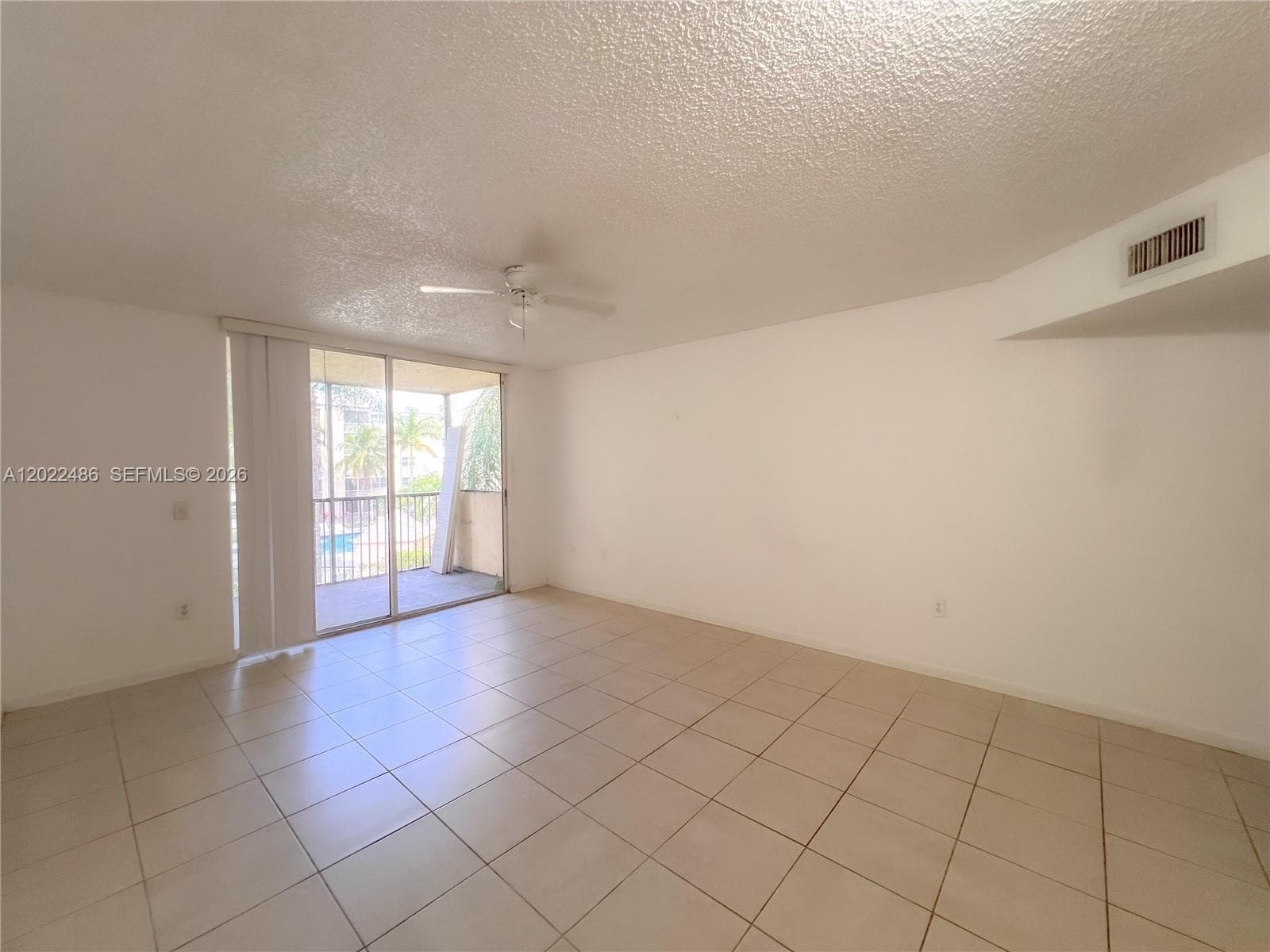 8245 Lake Dr # 308, Doral FL 33166