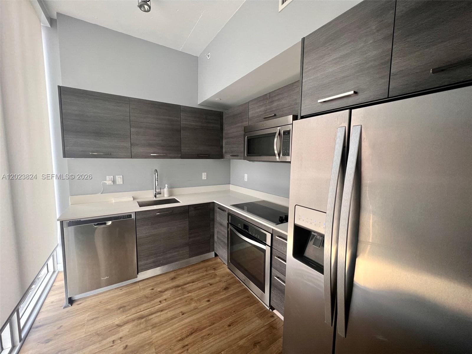 151 SE 1st St # 810, Miami FL 33131