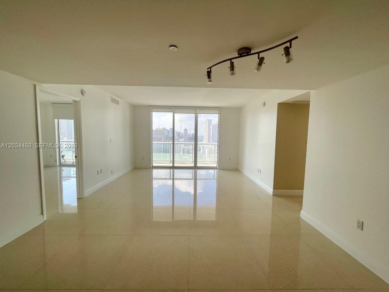 50 Biscayne Blvd # 2401, Miami FL 33132