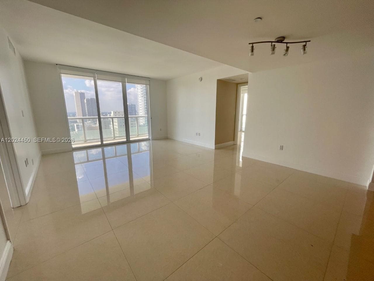 50 Biscayne Blvd # 2401, Miami FL 33132