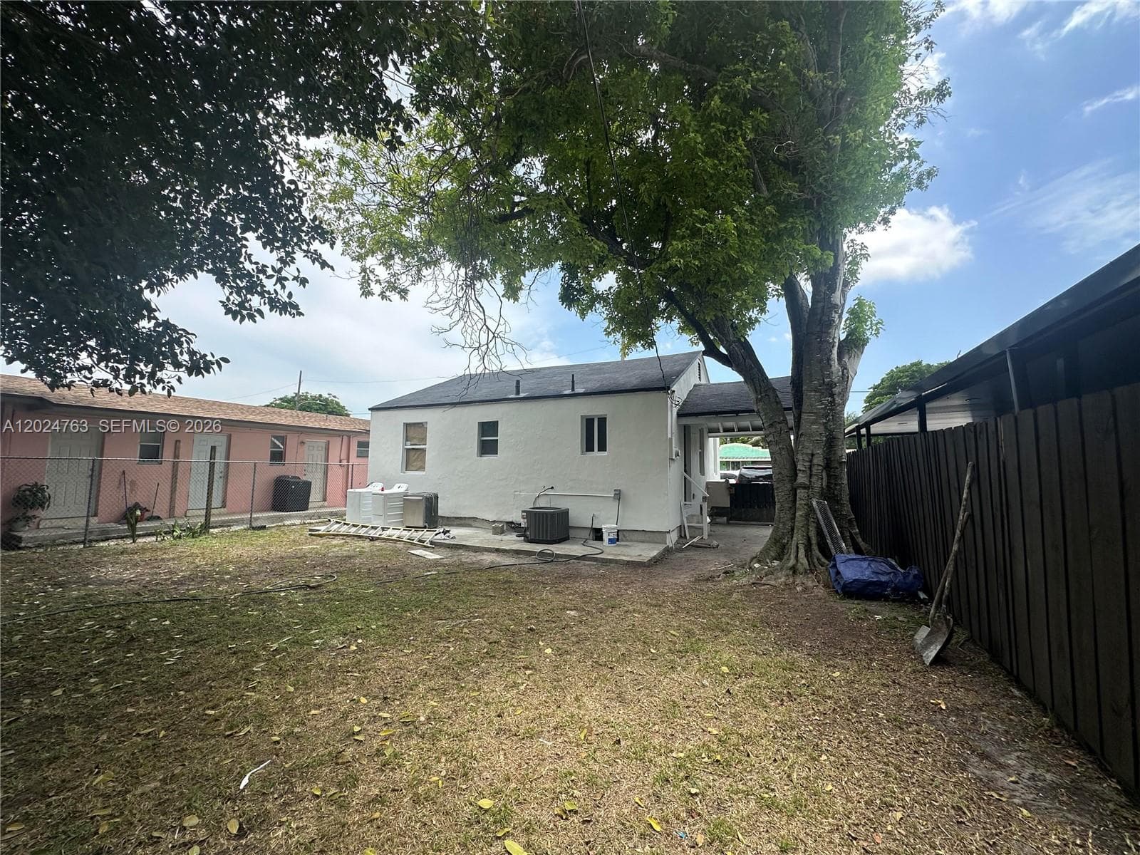 1773 NW 45th St, Miami FL 33142
