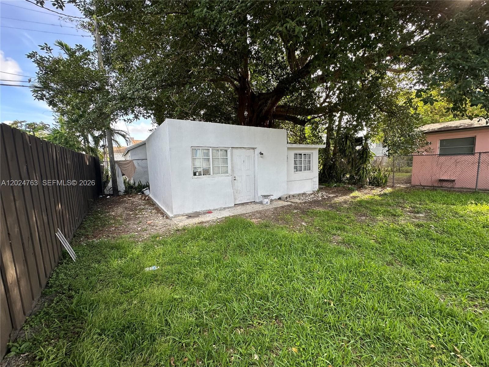 1773 NW 45th St, Miami FL 33142