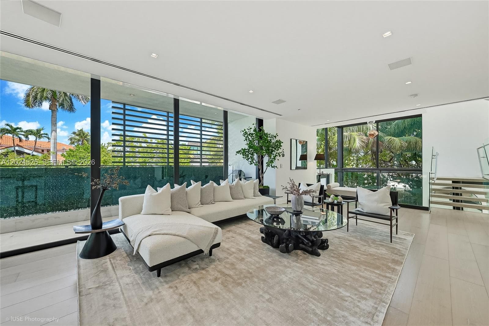 420 N Hibiscus Dr, Miami Beach FL 33139