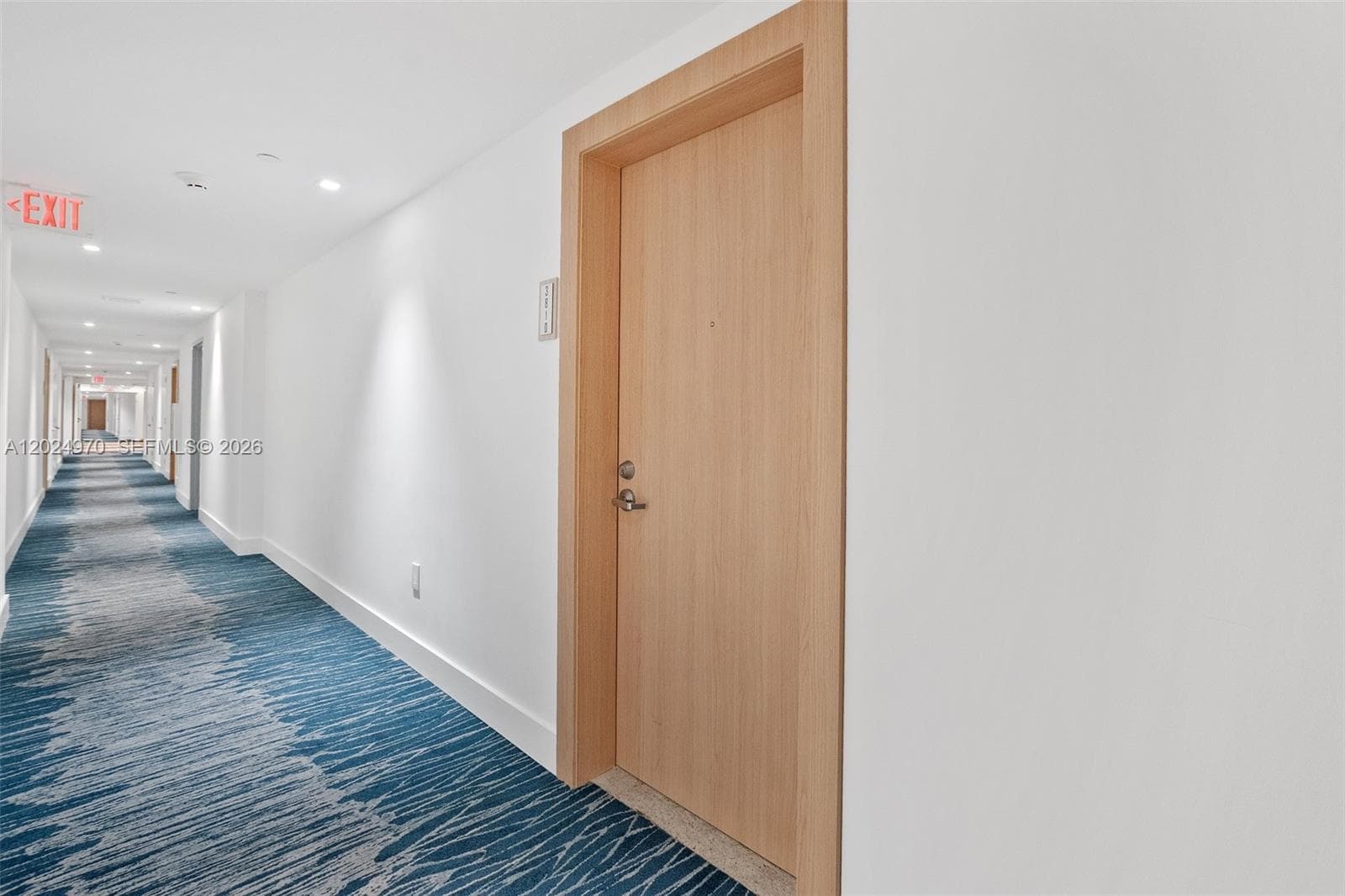 90 SW 3rd St # 3810, Miami FL 33130
