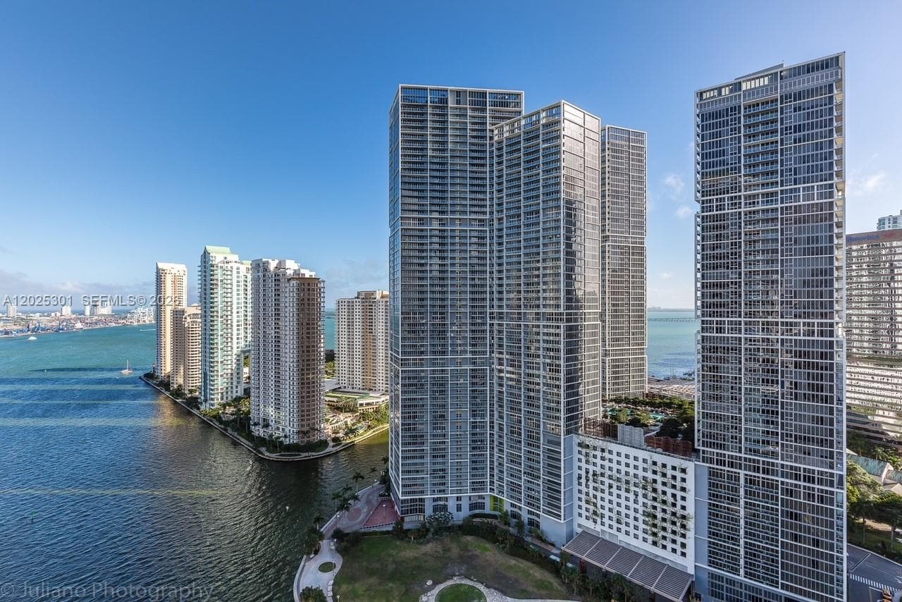 200 Biscayne Boulevard Way # 3102, Miami FL 33131
