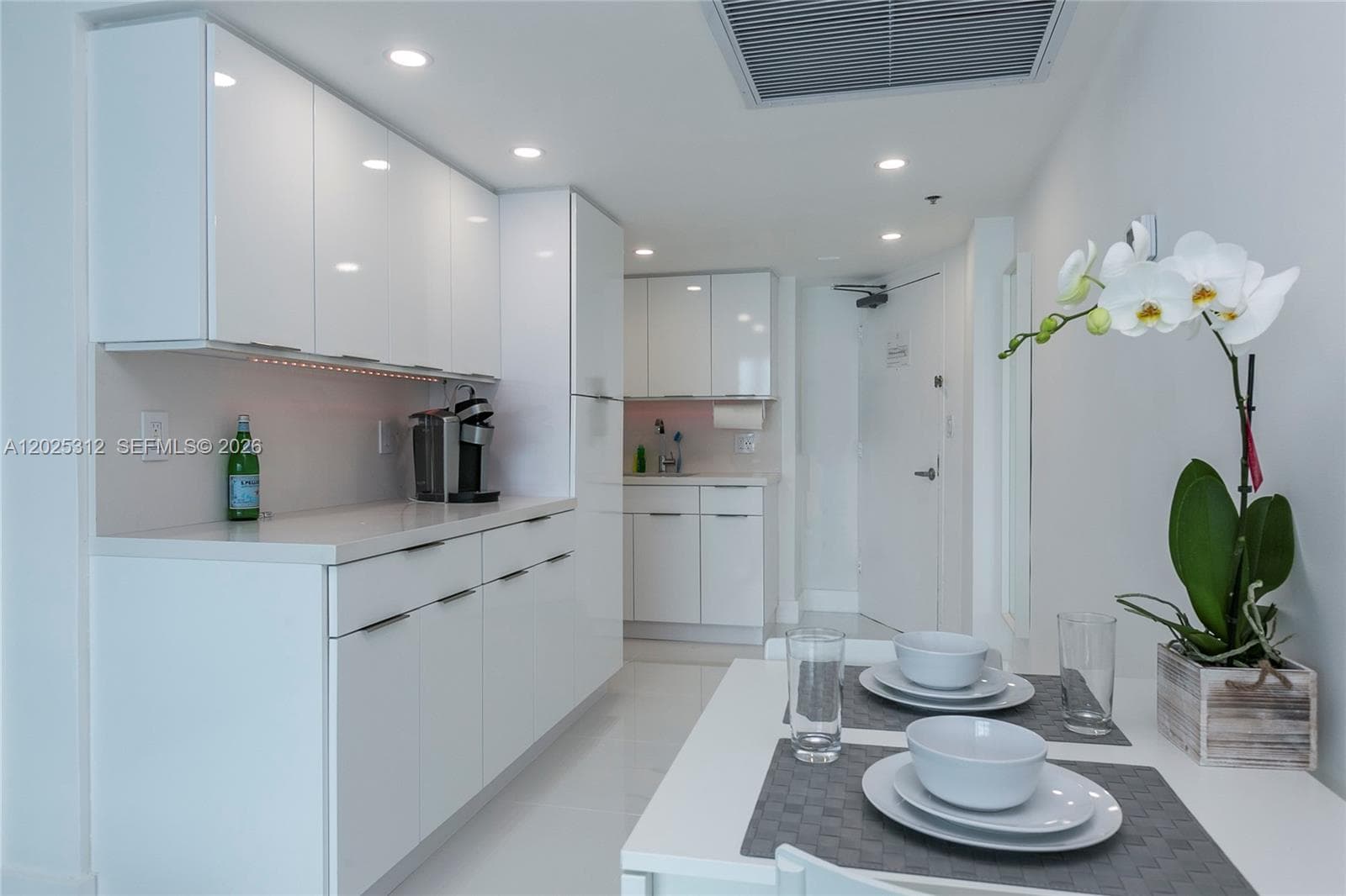 5445 Collins Ave # 1232, Miami Beach FL 33140