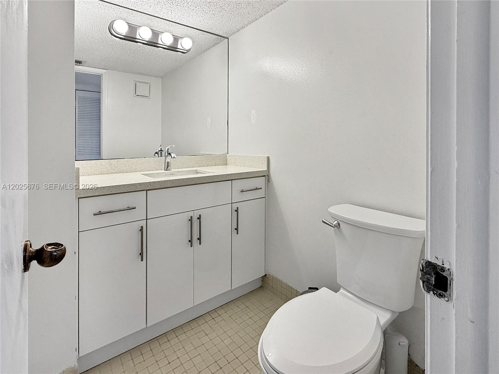9735 NW 52nd St # 209, Doral FL 33178