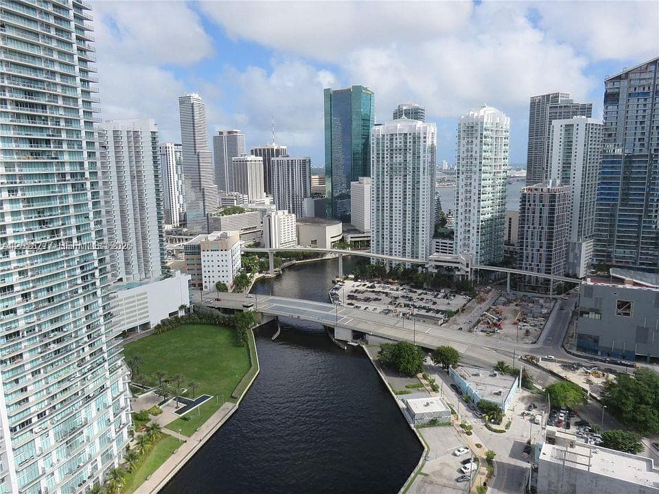 690 SW 1st Ct # 1908, Miami FL 33130