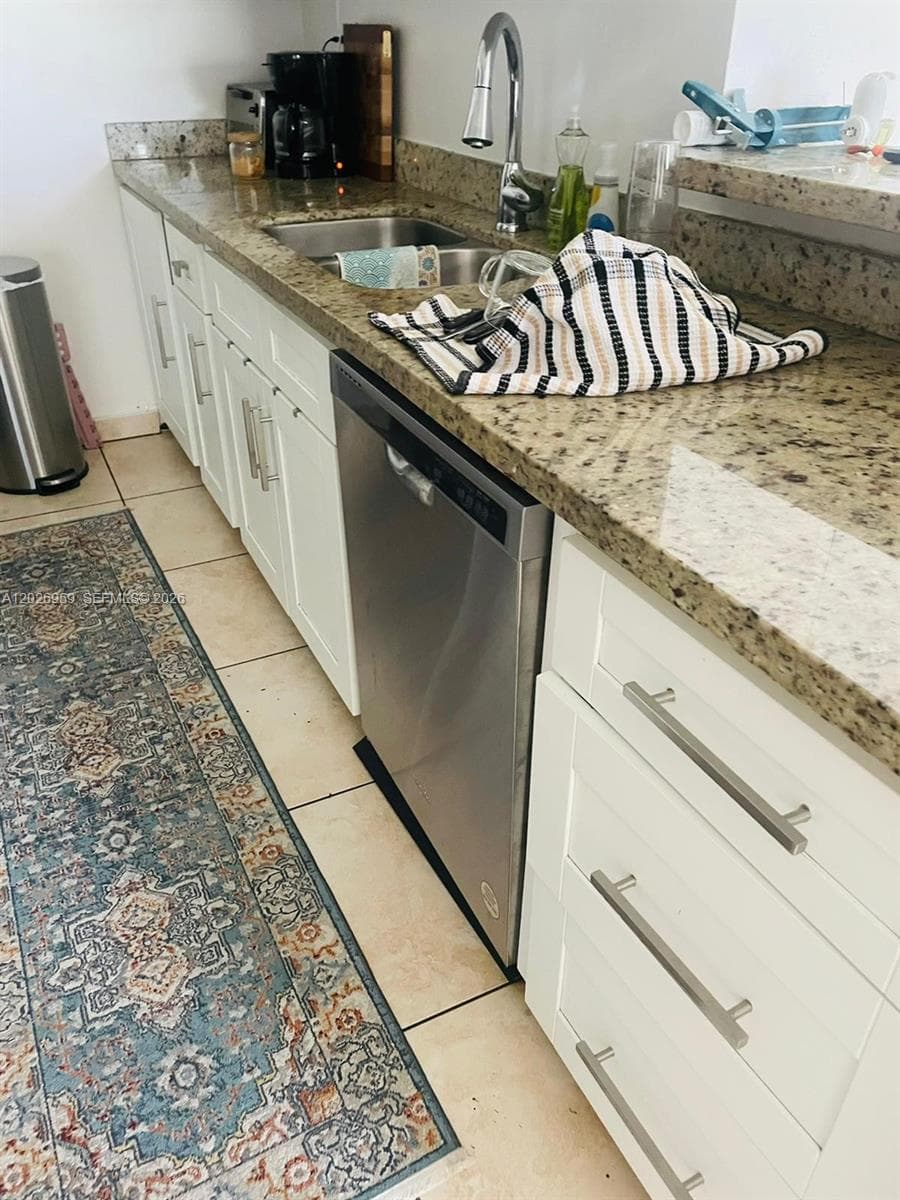 10393 N Kendall Dr # U6, Miami FL 33176