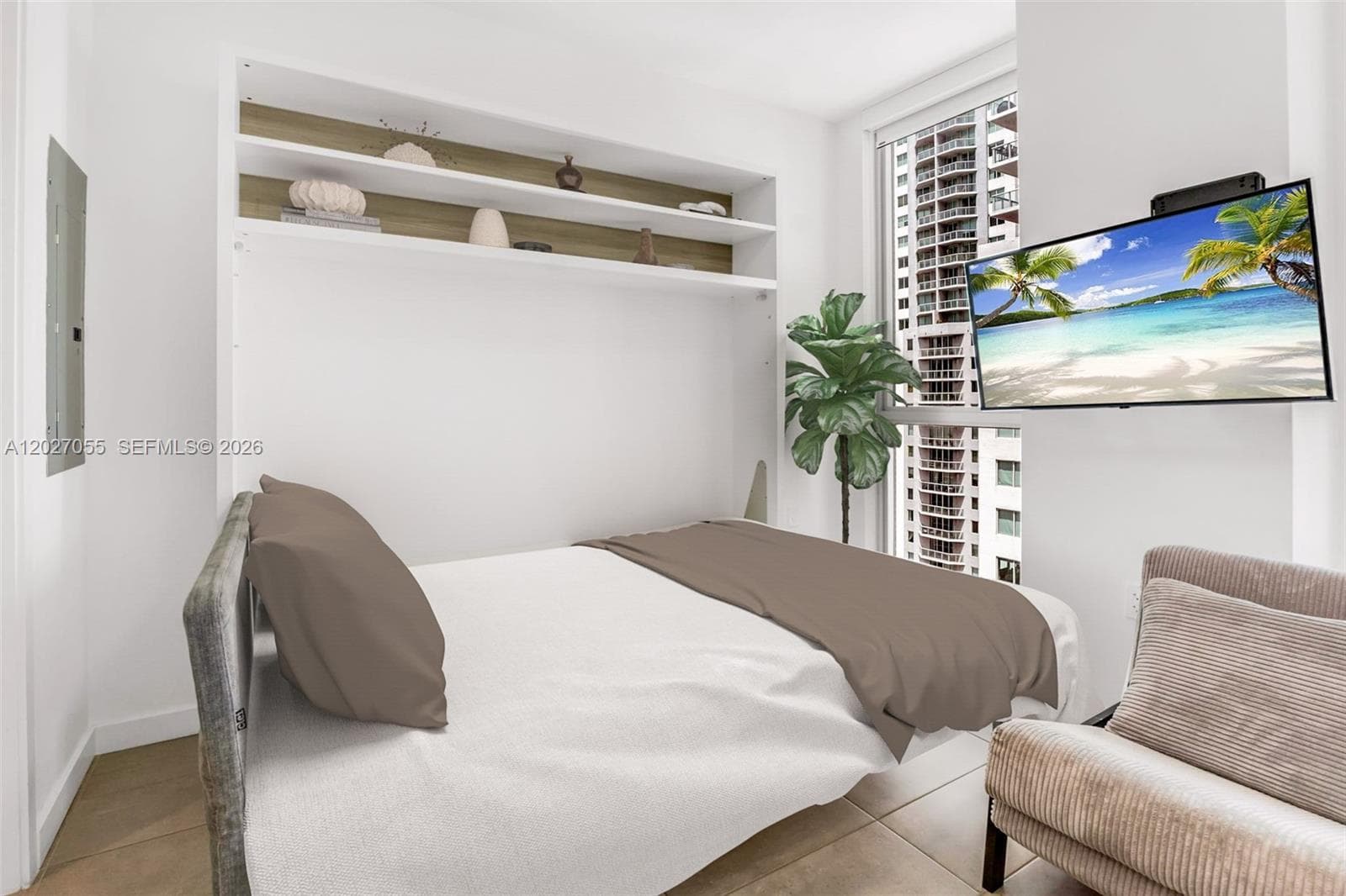 227 NE 2nd St # 2611, Miami FL 33132