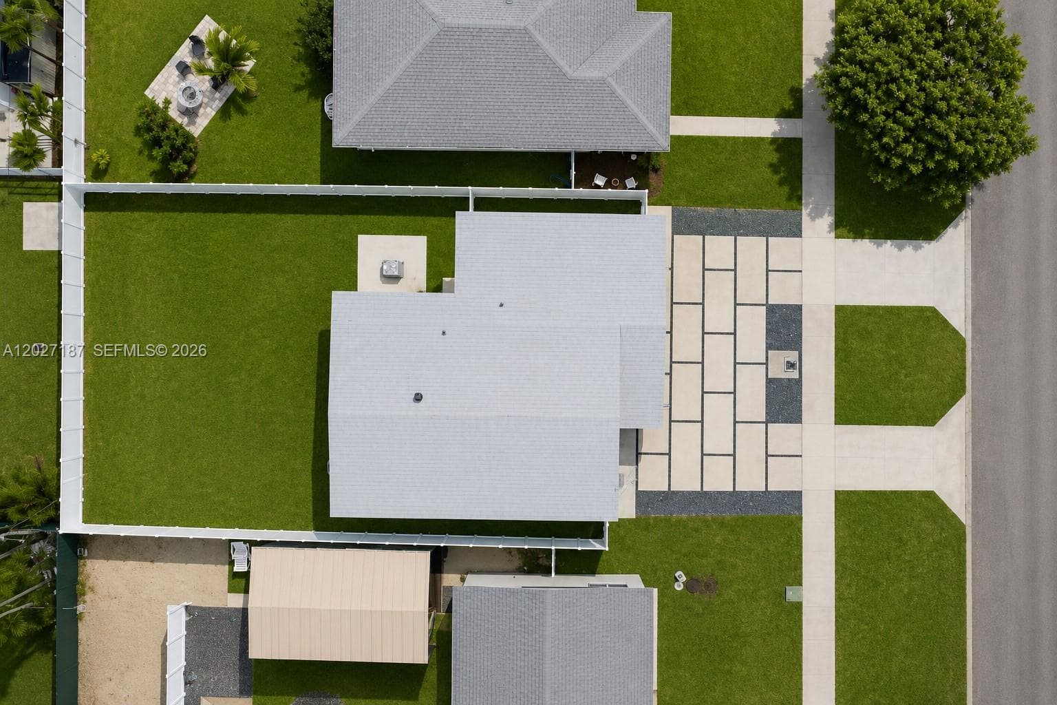 6748 SW 38th St, Miami FL 33155
