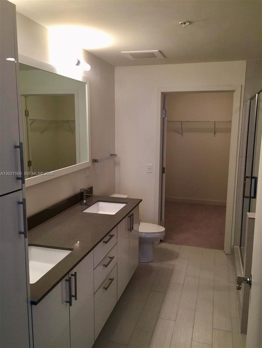 999 SW 1st Ave # 2005, Miami FL 33130
