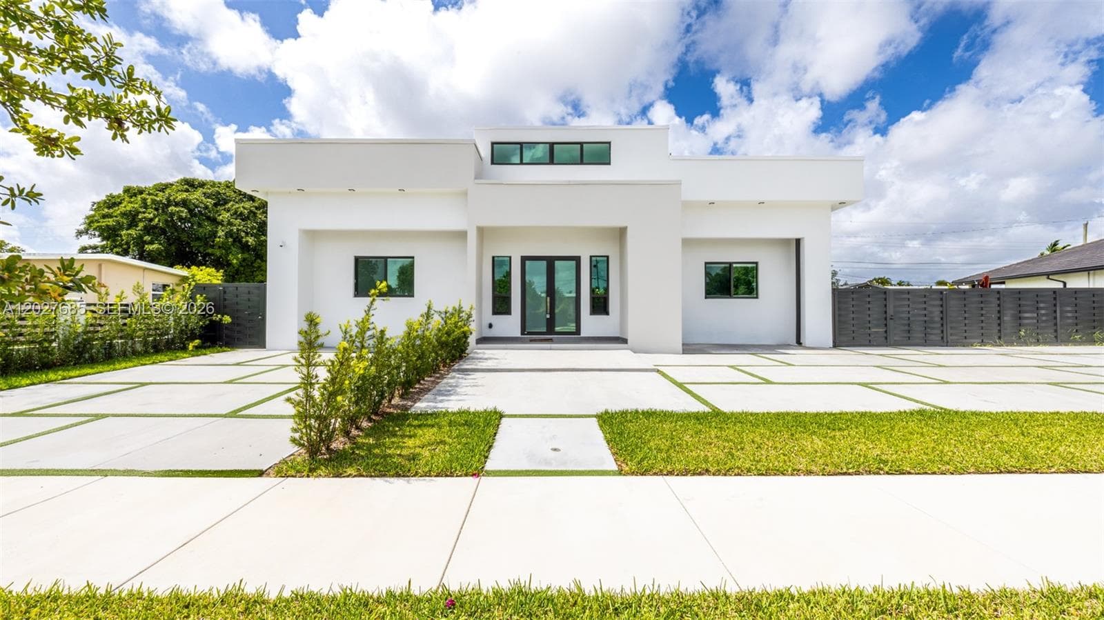 11450 SW 59th Ter, Miami FL 33173
