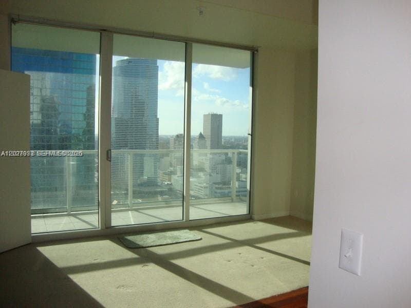 300 S Biscayne Blvd # 2909, Miami FL 33131