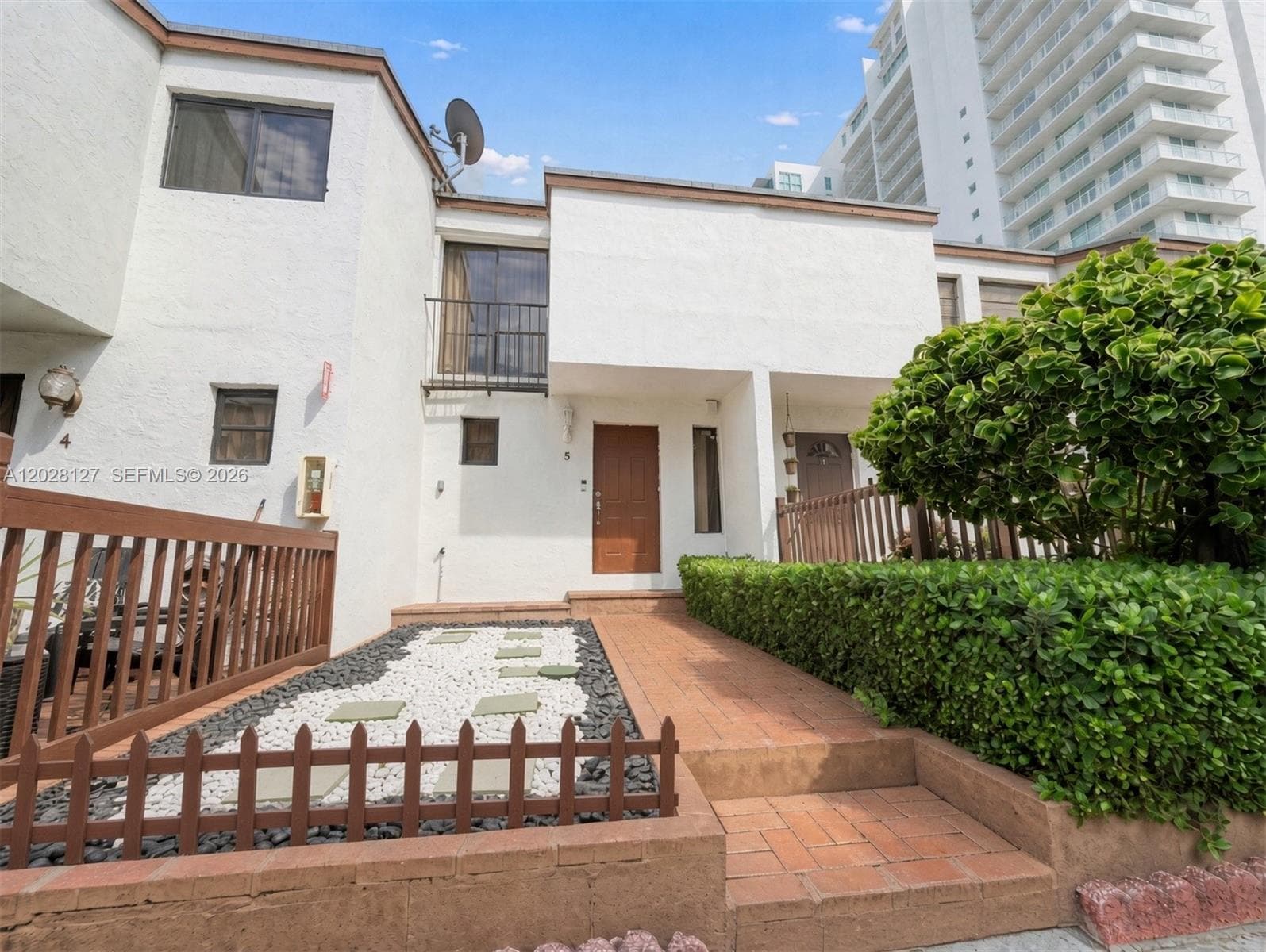 1901 NW S River Dr # 5A, Miami FL 33125