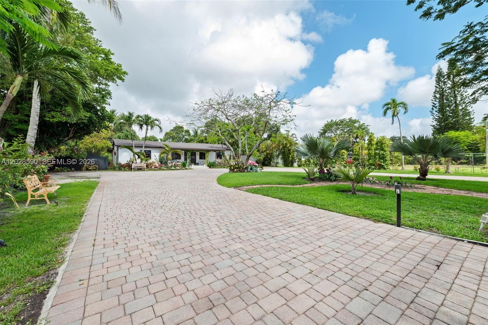 13700 N Miami Ave, Miami FL 33168
