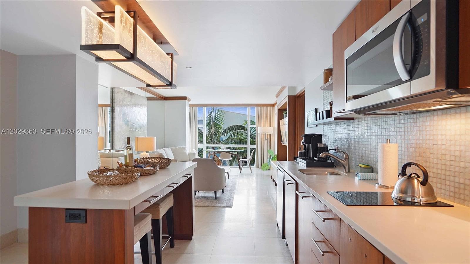 6801 Collins Ave, Miami Beach FL 33141