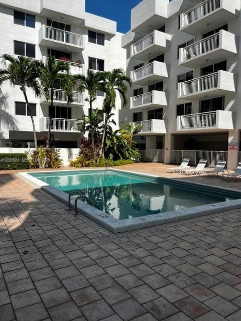 1665 BAY RD # 218, Miami Beach FL 33139