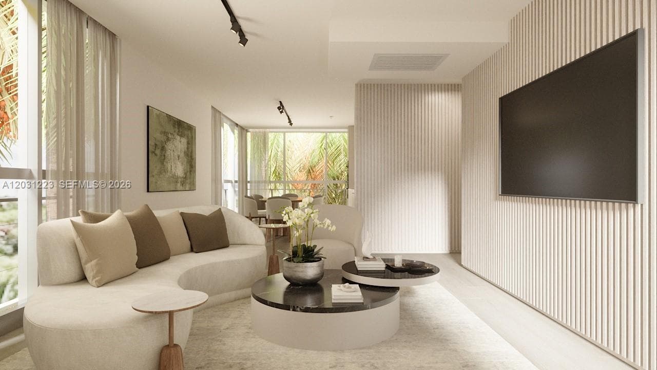 250 Collins Ave # 303, Miami Beach FL 33139