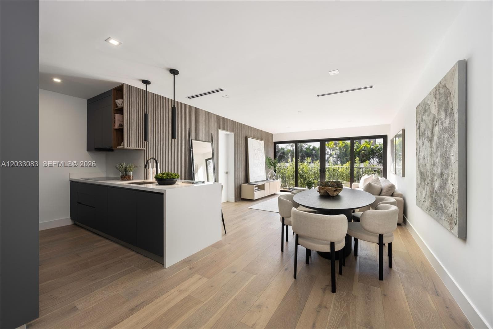 202 Sunrise Dr # 202B, Key Biscayne FL 33149