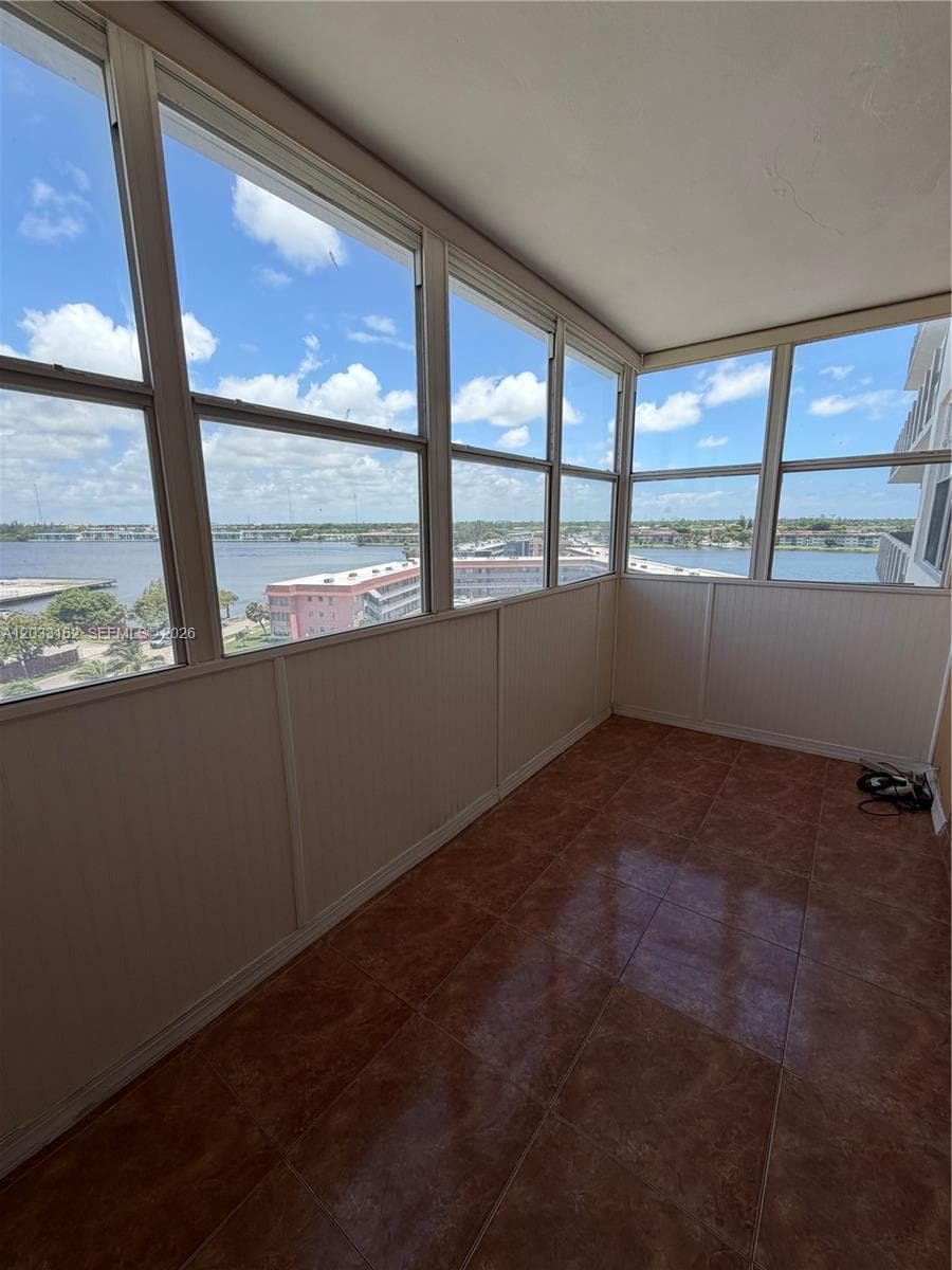 1401 NE Miami Gardens Dr # 891, Miami FL 33179