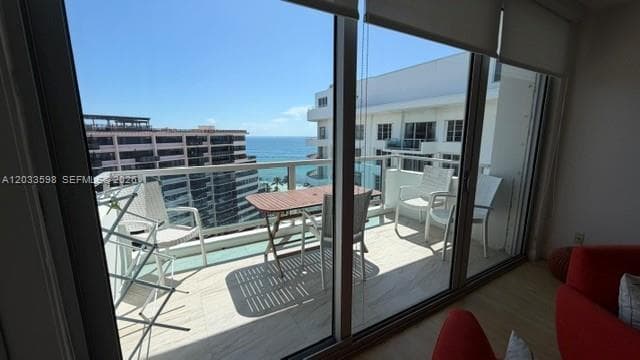 5161 Collins Ave # 1702, Miami Beach FL 33140