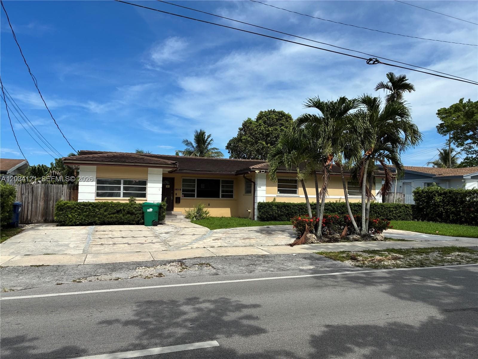 18715 NE 18th Ave, Miami FL 33179