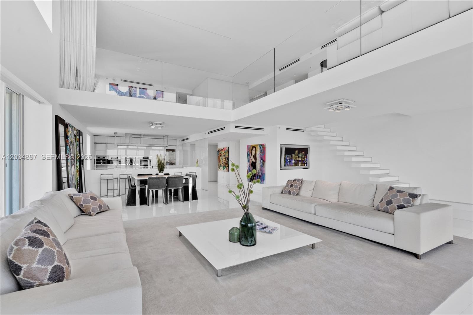 10 Venetian Way, Miami Beach FL 33139