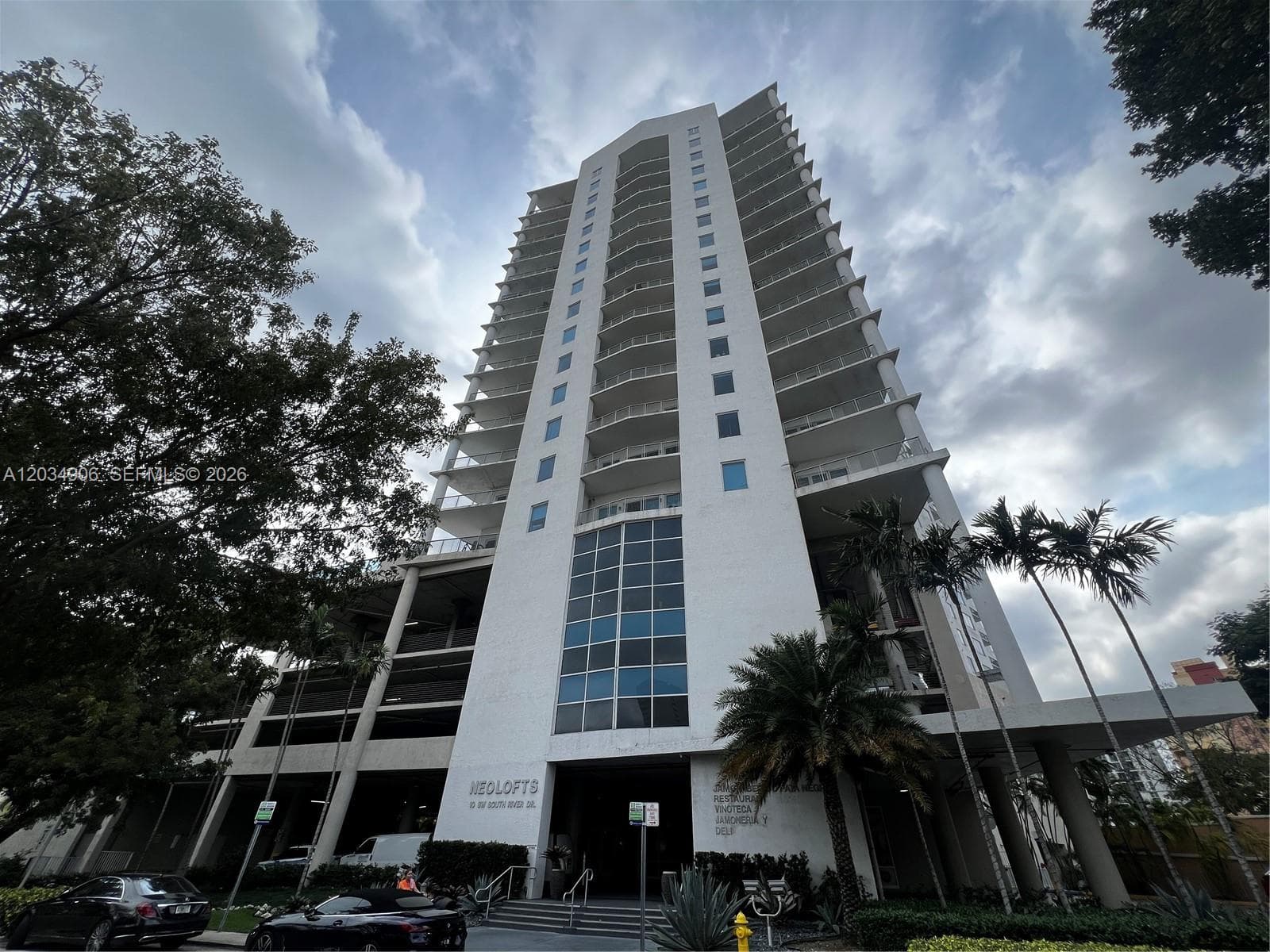 10 SW South River Dr # 812, Miami FL 33130