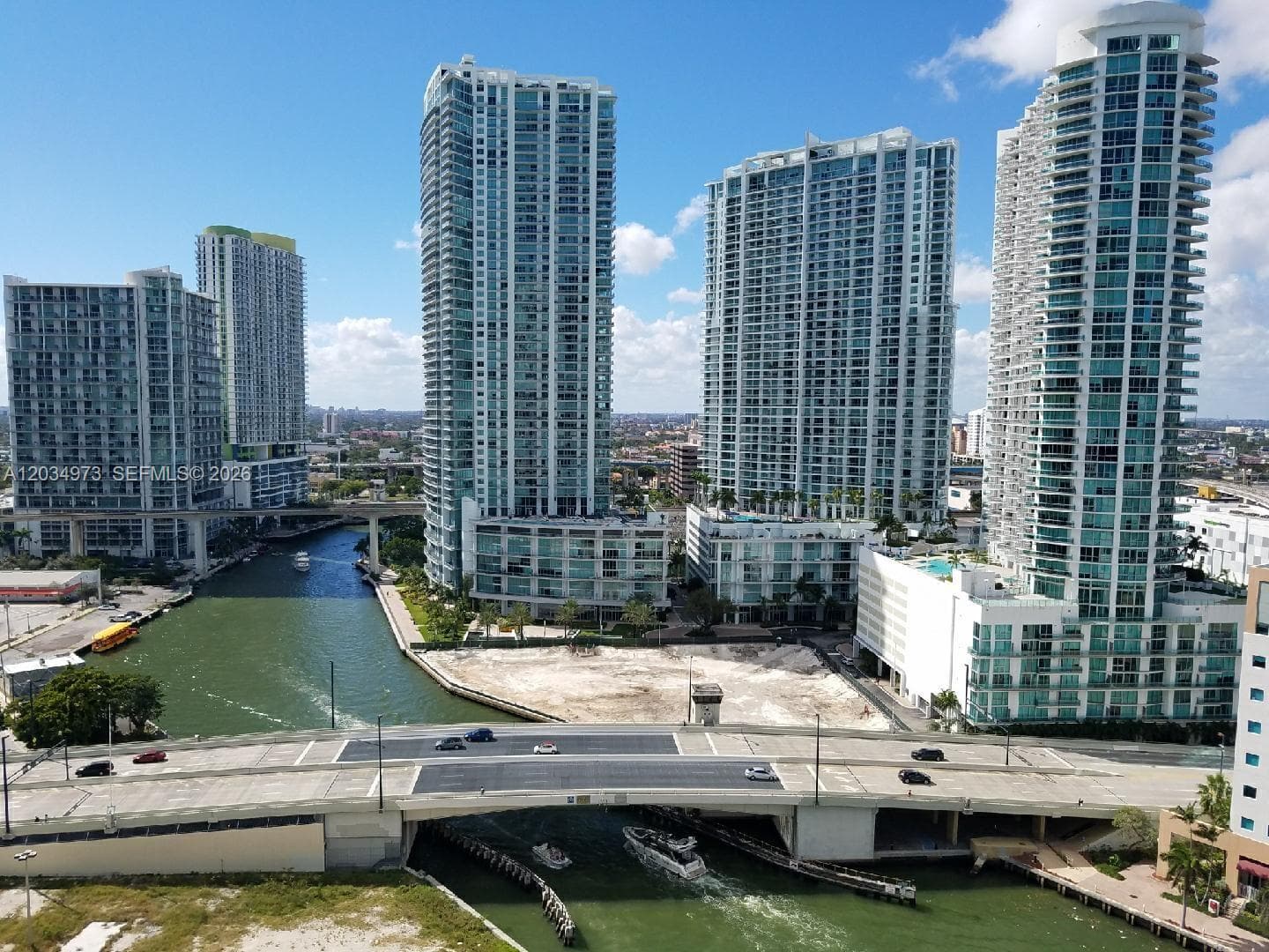 31 SE 5th St # 2205, Miami FL 33131