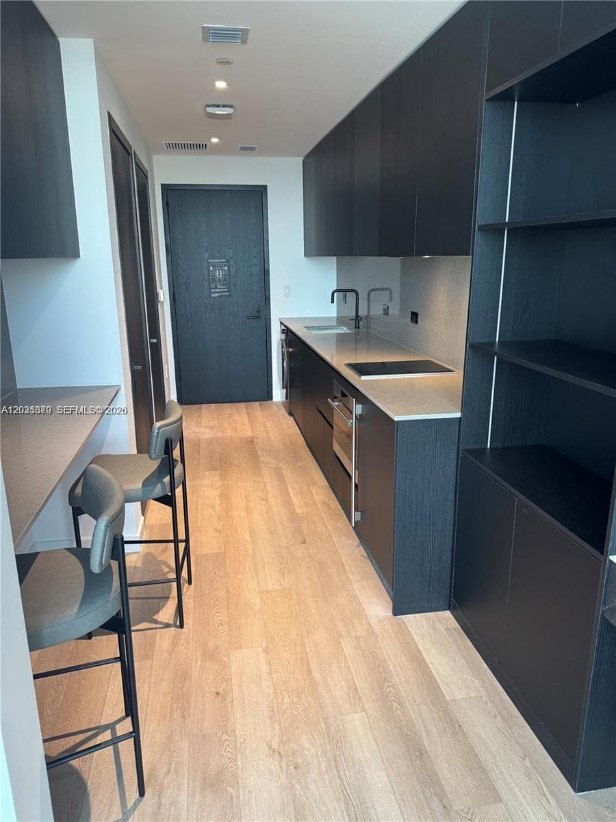 20 NE 11 # 3303A, Miami FL 33132