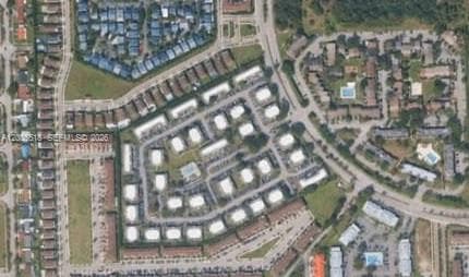 486 NE 210th Cir Ter # 29, Miami FL 33179