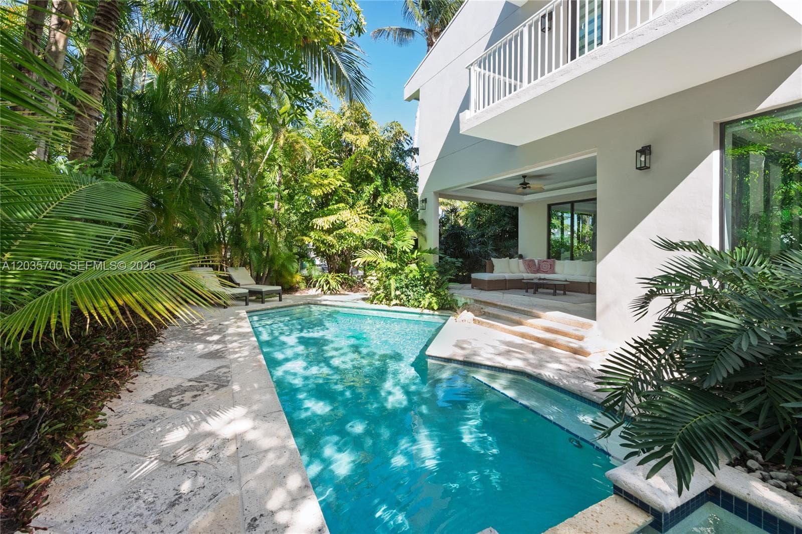 650 Curtiswood Dr, Key Biscayne FL 33149